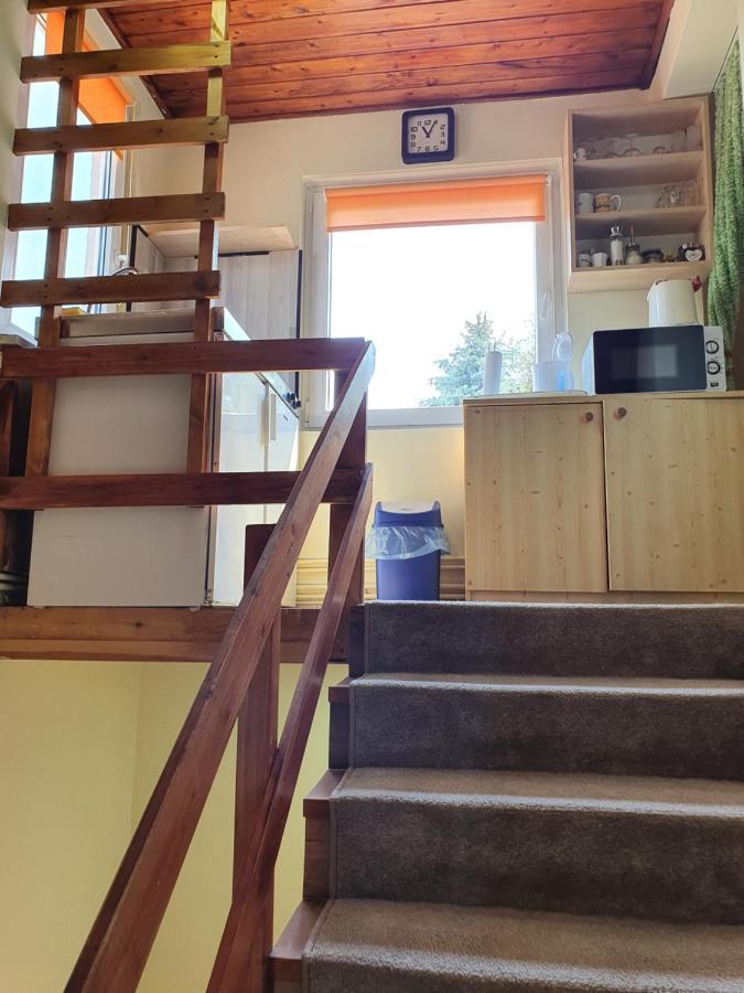 Ruttkai Vendeghaz Apartment Szekesfehervar Ngoại thất bức ảnh